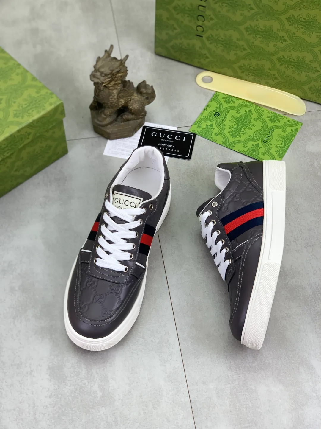 Men's shoes 💰P420 💰[New style]🆘 The latest model from Gucci GUCCI official website🎁Classic casual and fashionable men's shoes👟Best model💥The style is simple and elegant, exclusive for trendy men. Unique official website latest brand elements👑Gucci original decoration, fashionable and generous, original soft calfskin fabric➕Comfortable soft first-layer pigskin lining ✅The official website specifies the wear-resistant casual outsole, the classic model is taken in kind🎬Color: 4️⃣colors available😍Number: 38-44